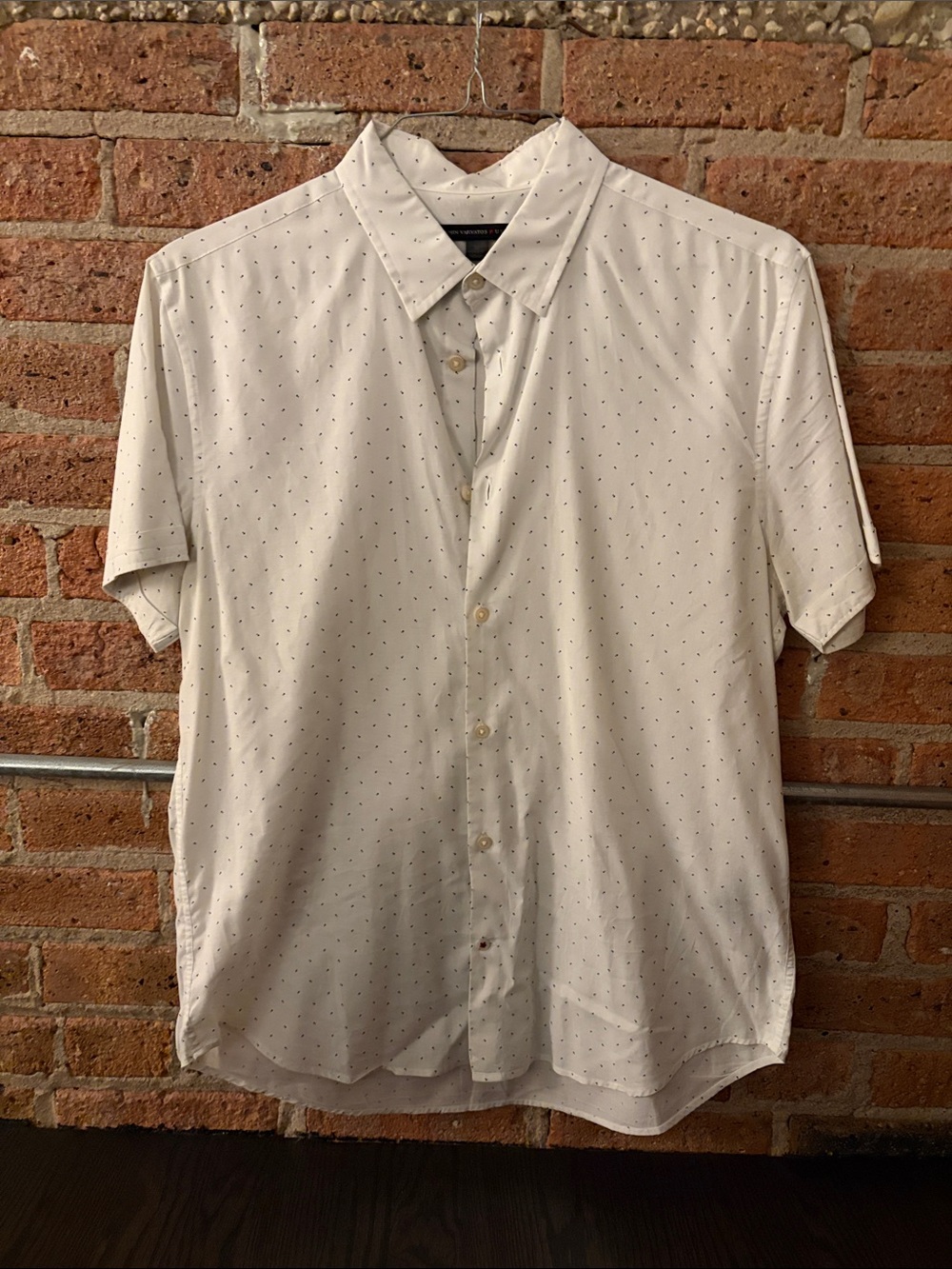 John Varvatos White Short-Sleeve Button-Down Shirt with Micro Dot Print